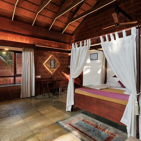 Sai Vishram Beach Resort Bainduru Dış mekan fotoğraf