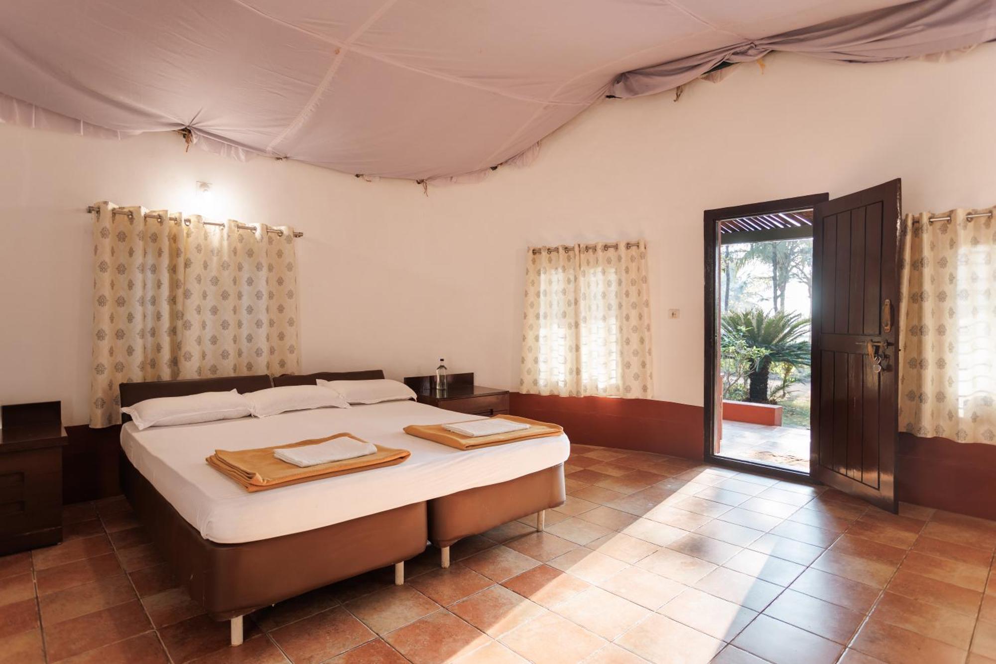 Sai Vishram Beach Resort Bainduru Dış mekan fotoğraf
