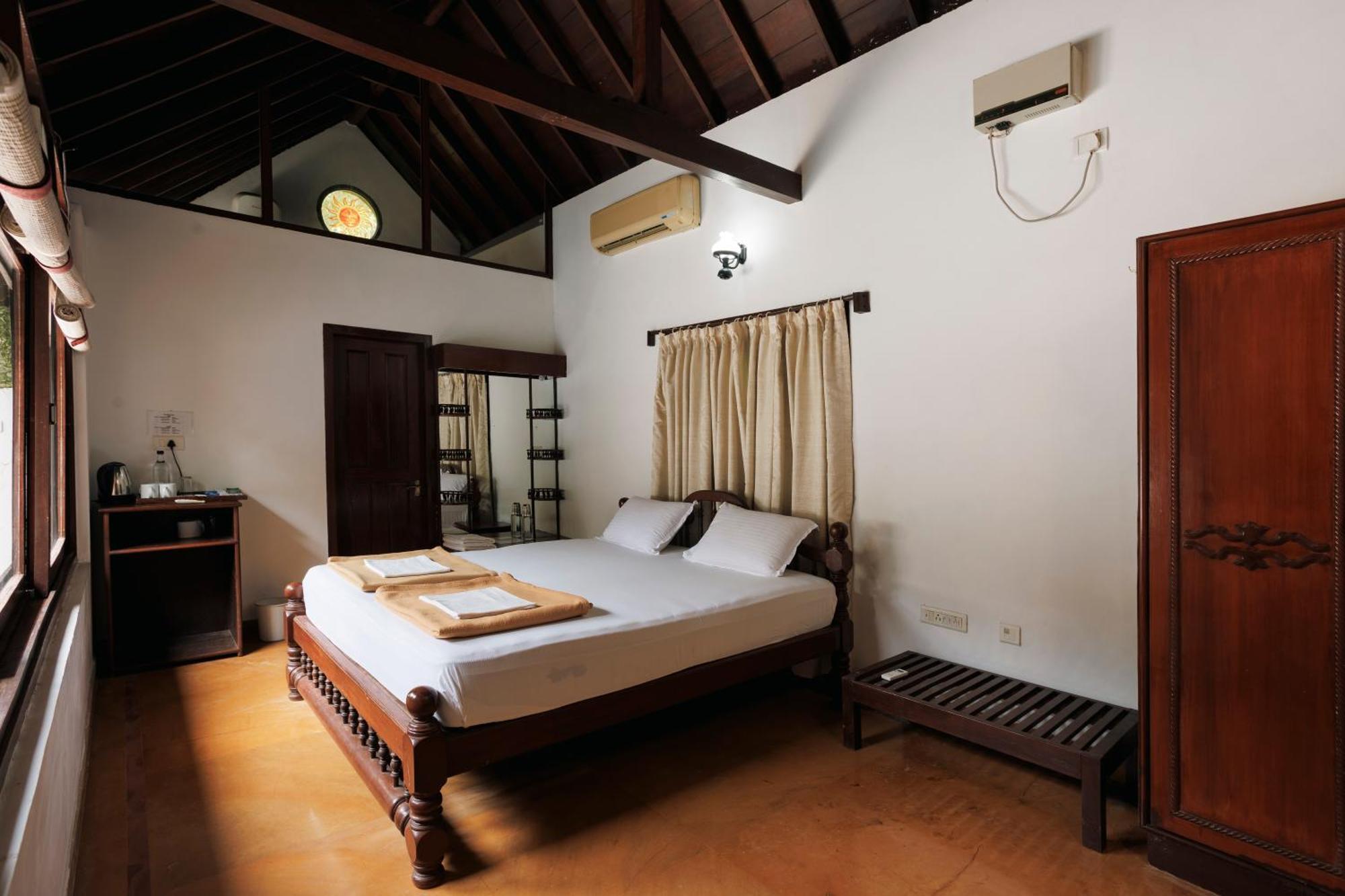 Sai Vishram Beach Resort Bainduru Dış mekan fotoğraf