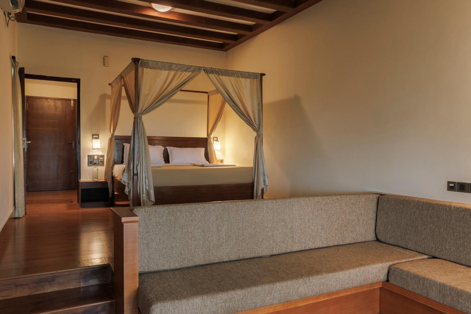 Sai Vishram Beach Resort Bainduru Dış mekan fotoğraf